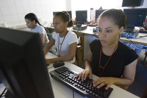 Students working in a computer lab.