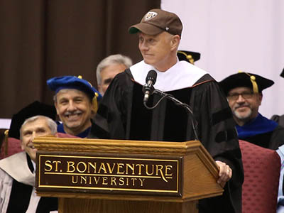 Dan Barry speaking at Commencement in 2016