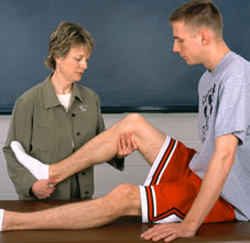 A teacher and student in the Daemen College Physical Therapy Program