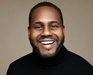 Kenneth Overton performs at St. Bonaventure University on Sept. 24, 2021