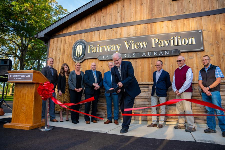 Dr. Joe Zimmer cuts the ribbon at Fairway View Pavilion