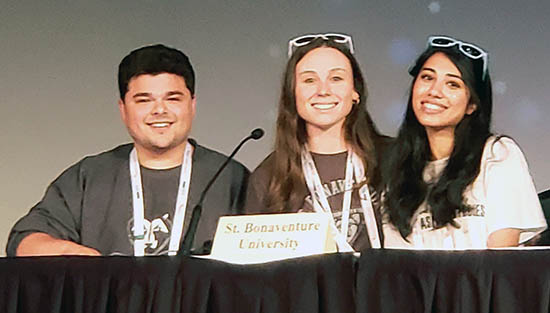 SBU students in Challenge Bowl