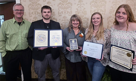 Sheri Voss and family