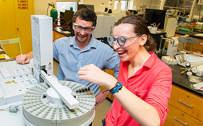 Dr. Scott Simpson and student in a lab